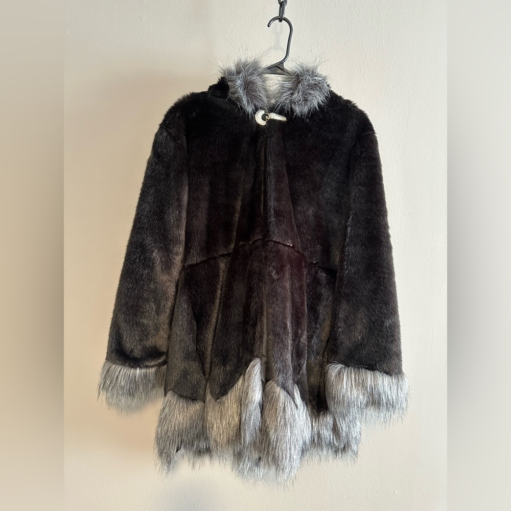 Women’s Festival Faux Fur Jacket Large